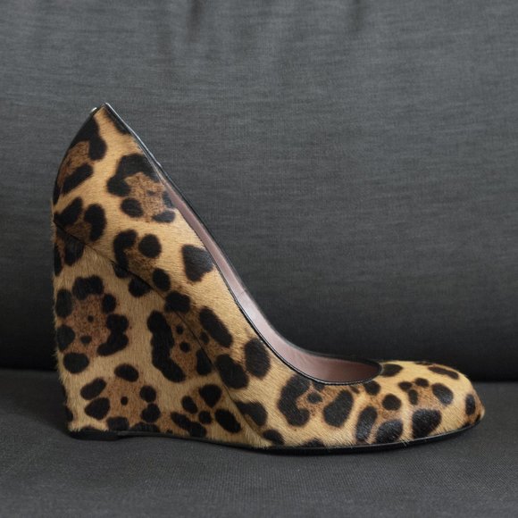 Gucci Pony Hair Leopard Print Closed Toe Wedges - Picture 1 of 7